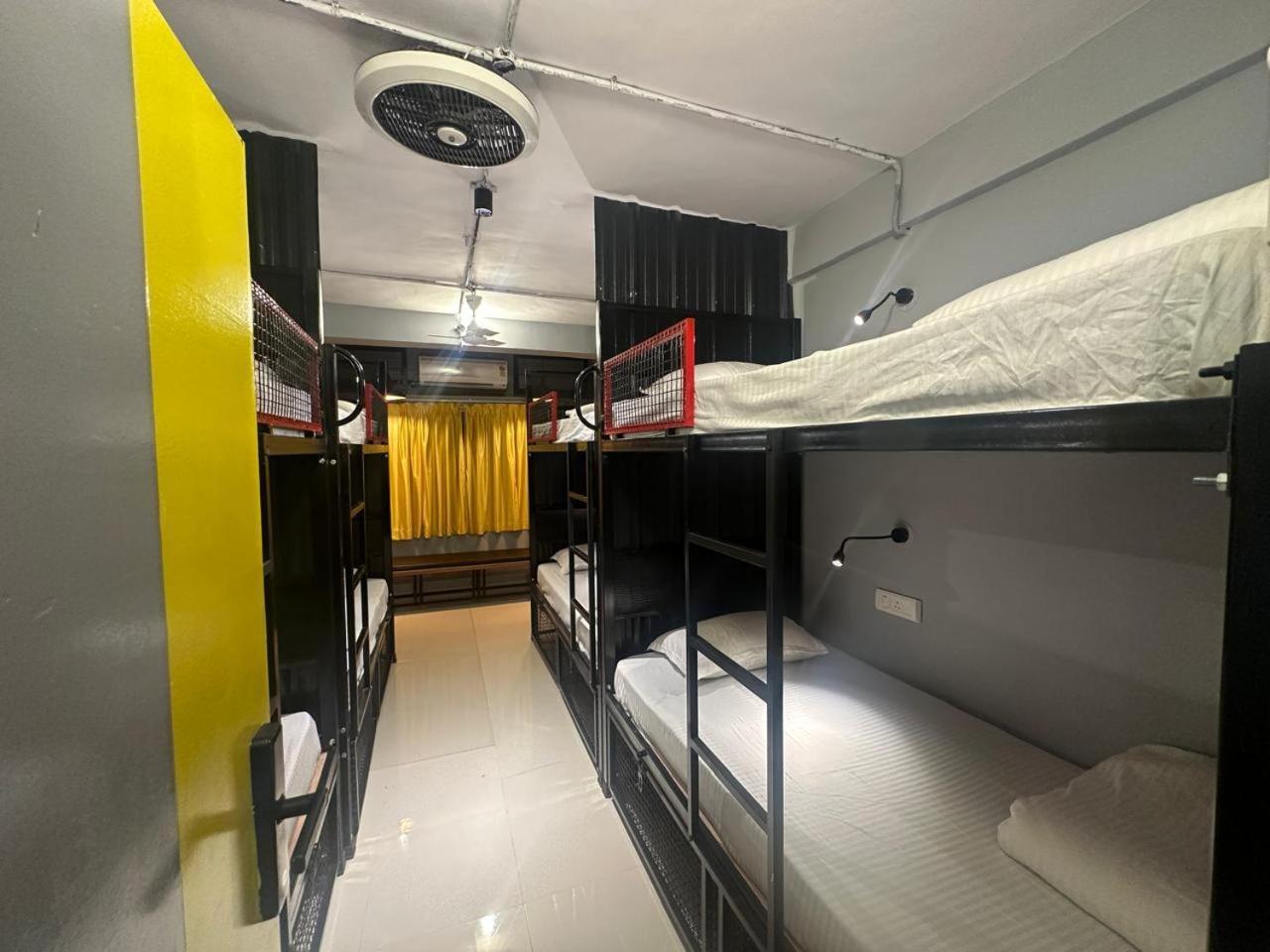 Travotale Hostel And Cowork Koregaonpark Пюн Екстериор снимка